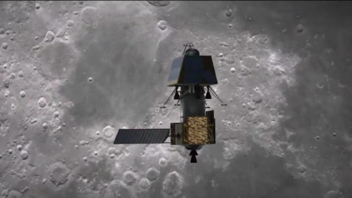 La sonda indiana ha liberato il lander che scenderà sulla Luna