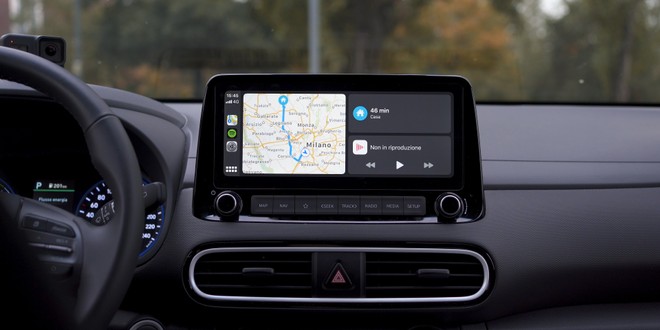 Android Auto VS Apple CarPlay: chi offre la migliore esperienza?