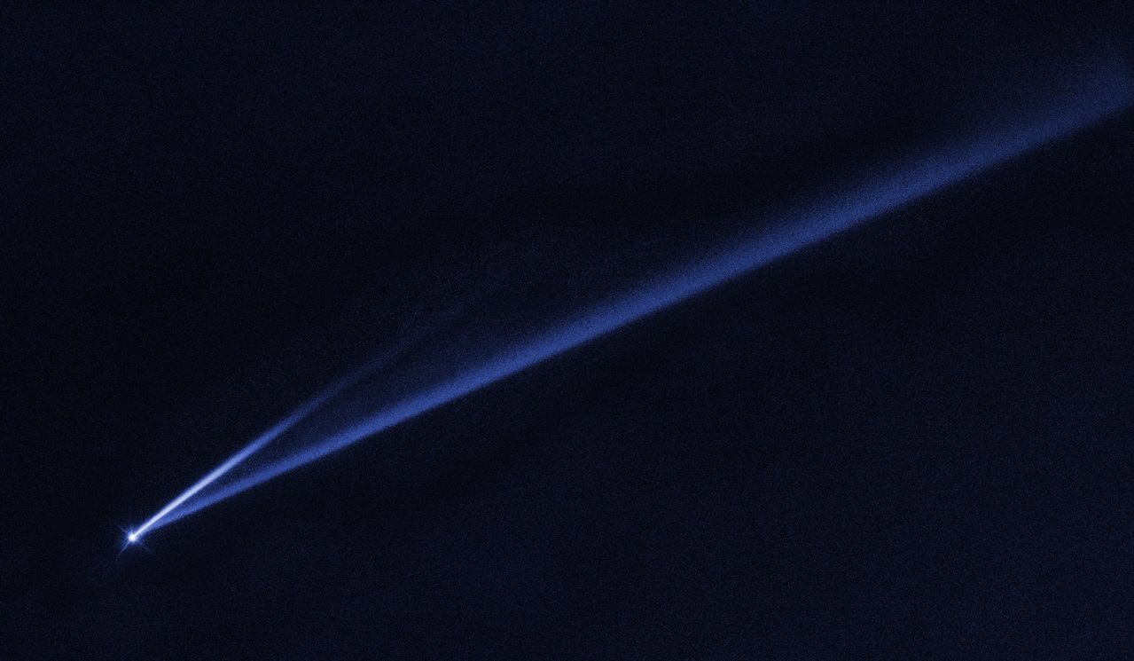 L'asteroide con la coda