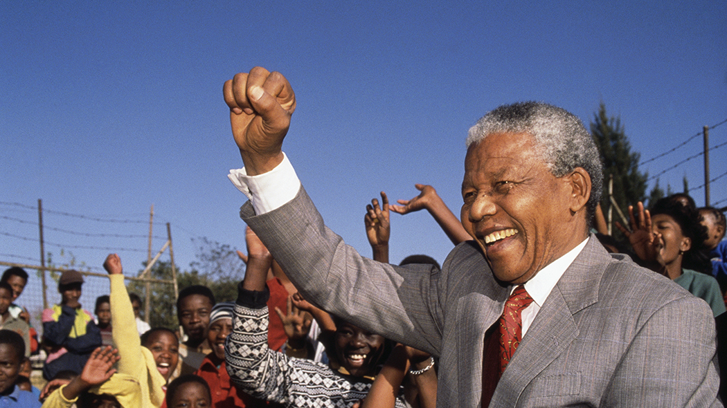 Nelson Mandela nel 1994 (foto: © Louise Gubb/CORBIS SABA/Corbis via Getty Images)
