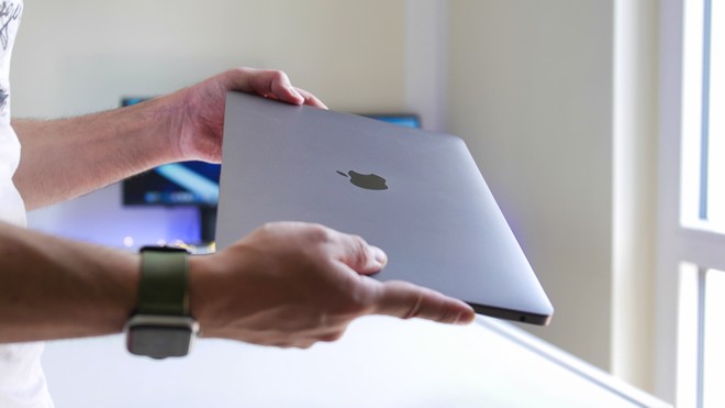 Recensione Apple MacBook Air 2020: basta finte ventole, scalda troppo!