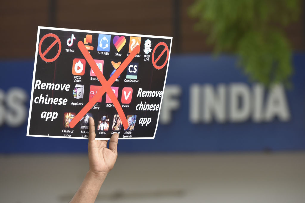 L’India vuole bloccare 257 tra app e software dalla Cina
