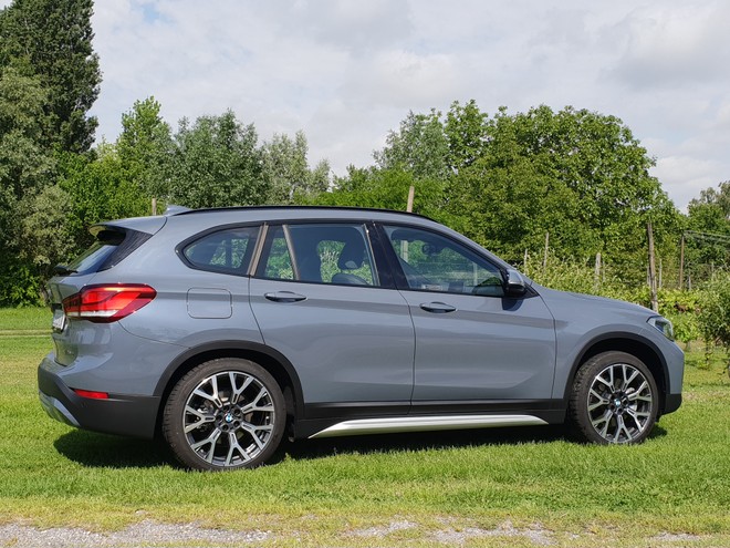 BMW X1 xDrive 25e: proviamo la plug-in in modalità EV e ibrida | Recensione e Video