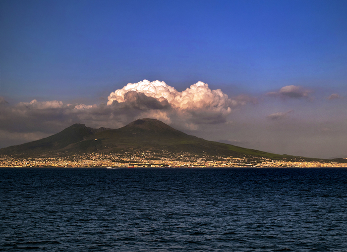 Una ricerca esclude una nuova eruzione violenta del Vesuvio, fra dubbi