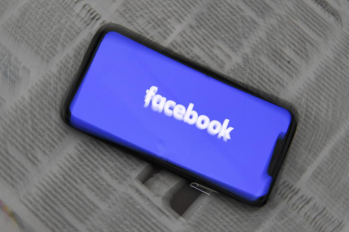 Facebook: in 3 mesi intervenuta su 1,8 mld di contenuti spam