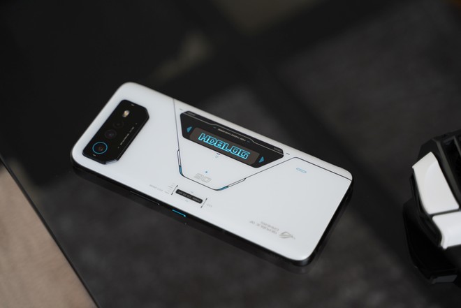 Recensione Rog Phone 6 Pro: migliora ancora e non ha concorrenza