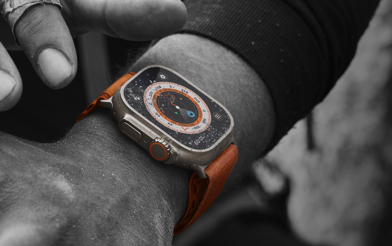 Apple Watch, display microLED in ritardo: niente 2025, ora si parla del 2026