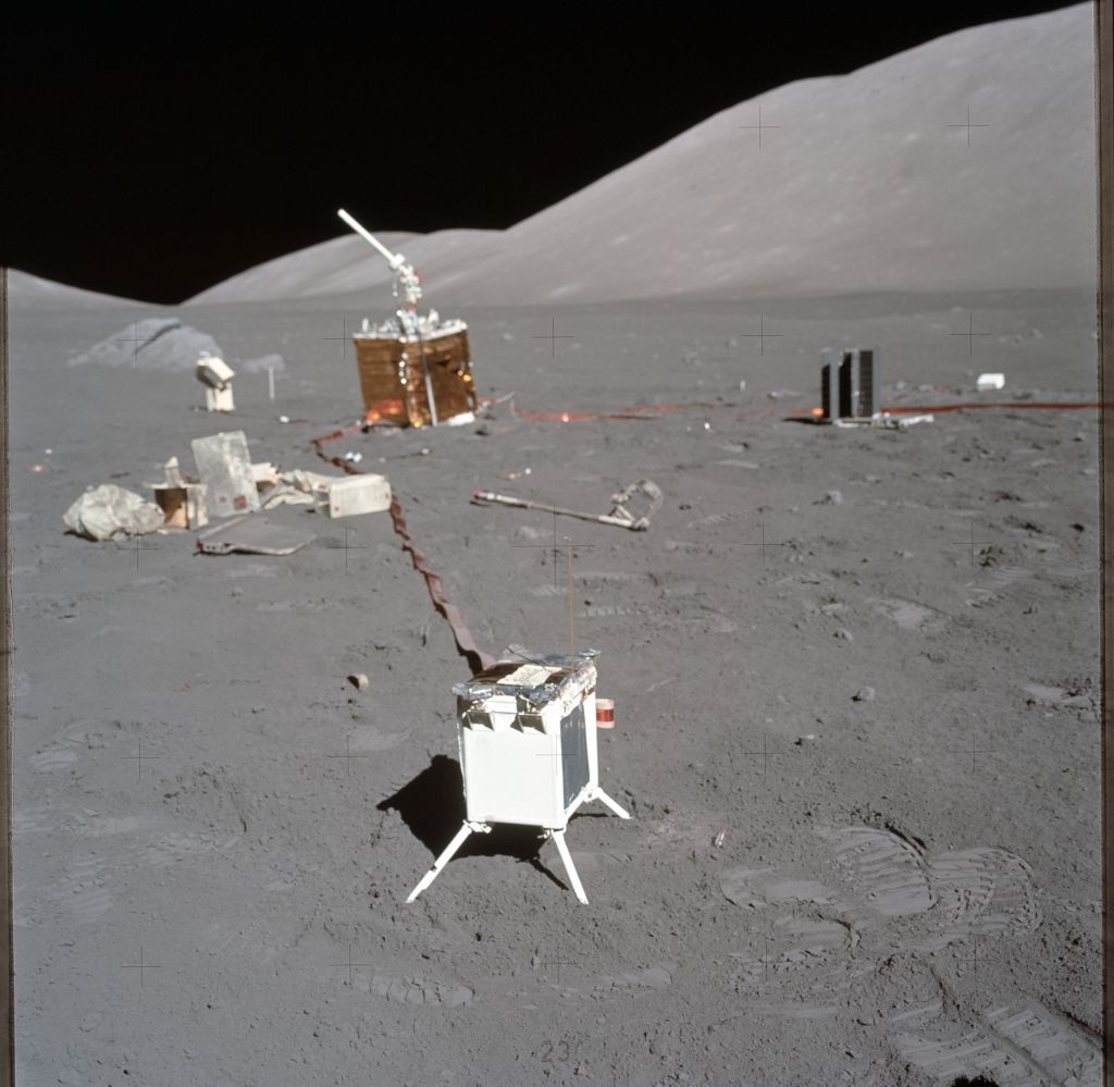 Idrogeno nelle rocce lunari del programma Apollo: potrà essere usato per i razzi