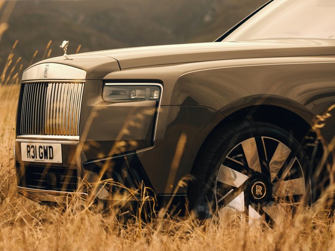Rolls-Royce Cullinan Series II: il super SUV di lusso si rinnova