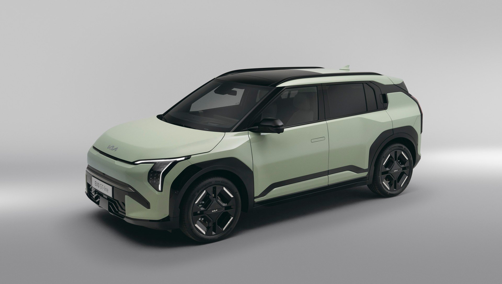 KIA EV3, il nuovo SUV elettrico arriva in Italia: ecco quanto costa