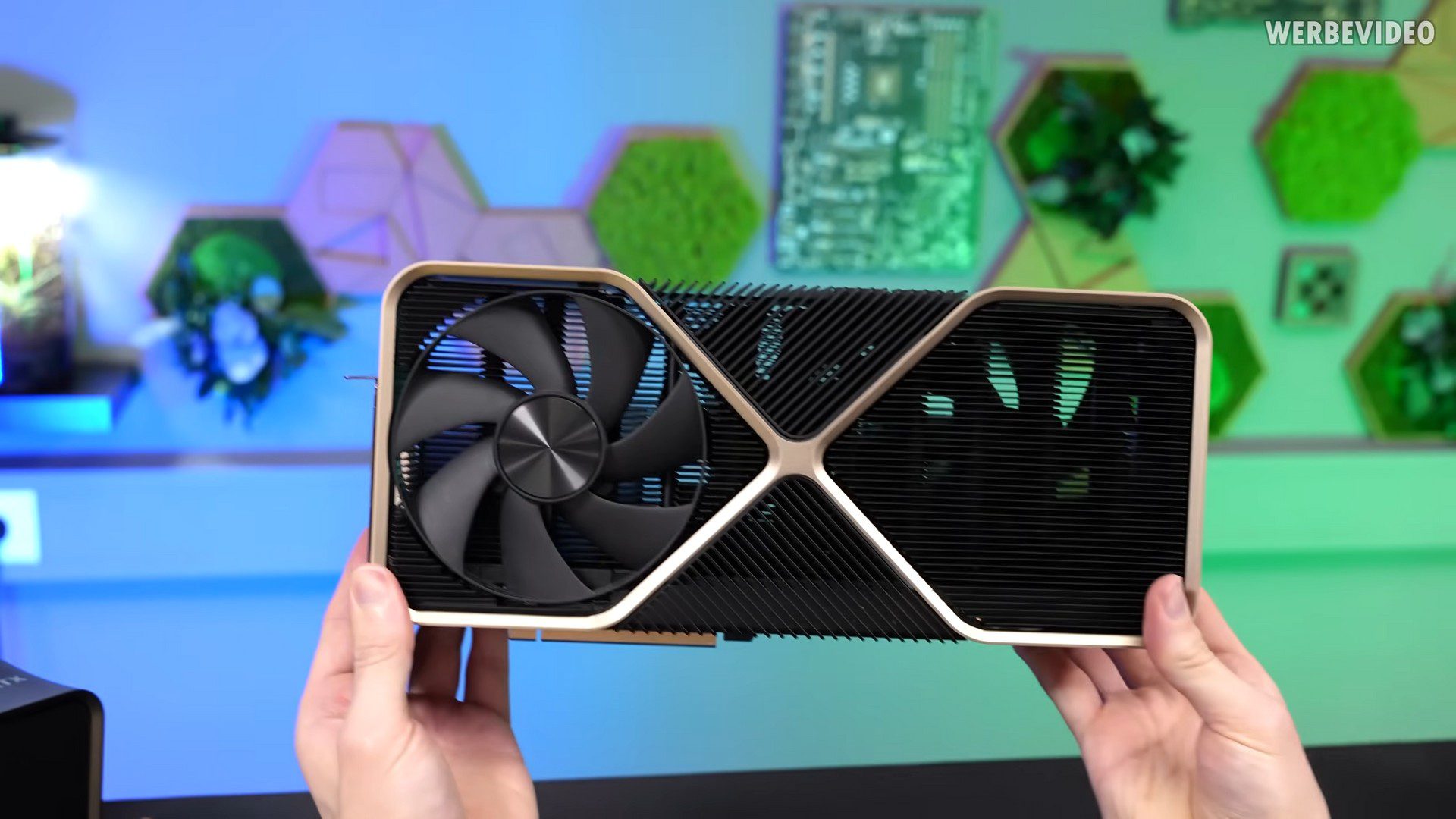 NVIDIA GeForce RTX TITAN Ada, prototipo funzionante in video