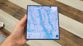 Recensione Samsung Galaxy Z Flip 7: grande display, ottima CPU e..