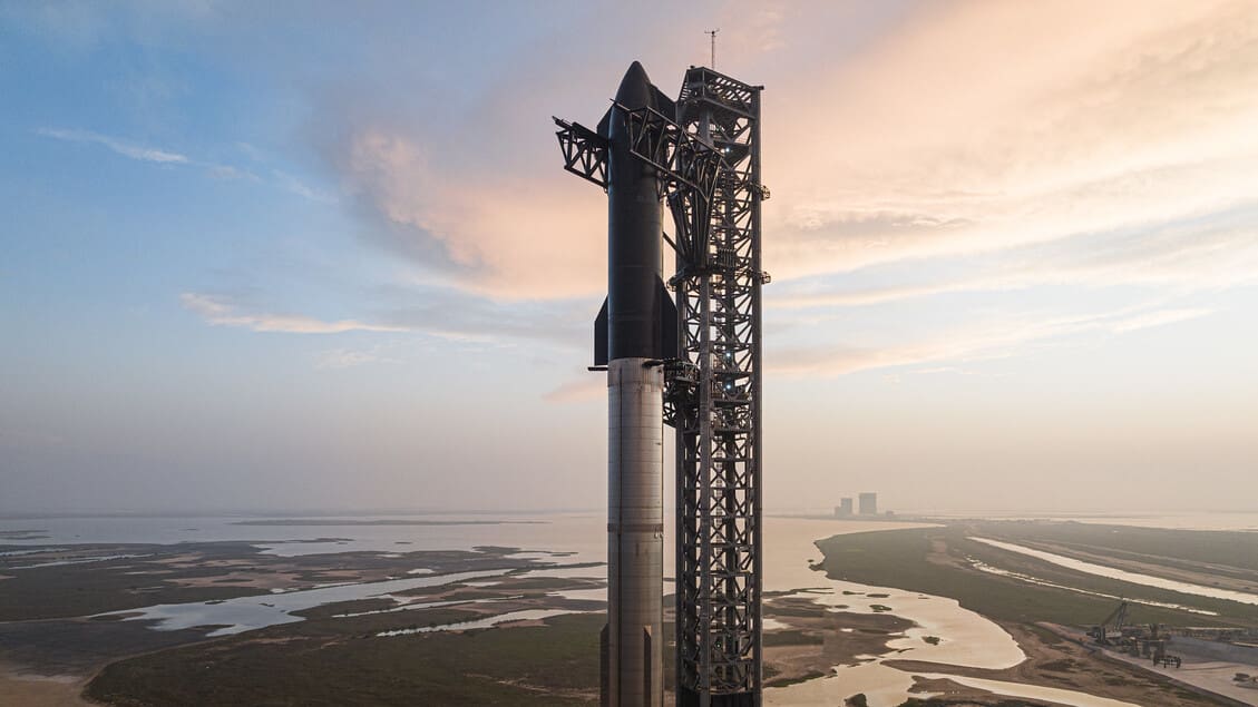 Nella notte del 13 ottobre l’undicesimo test di volo per Starship